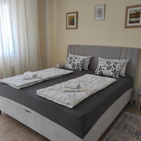 Ema Apartmani Vinkovci Exteriér fotografie